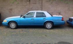 2005 crown Vic police car , run great blue and white Car has 115000 miles on it