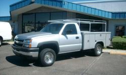 4370-p 2006 chevy 2500 service body..95,000
miles..vortec 6.0 gas v8 auto air tilt cruise
cd player..seats..chrome wheels..nice service body
with top open flip tops...no rust anywhere..
ladder rack..just fully service hera at our new ud truck
service