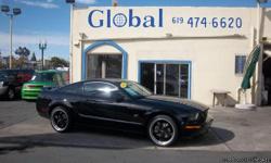 Ford Mustang GT Deluxe Coupe Automatic Black 103096 8-Cylinder V8, 4.6L; SOHC 24V2006 Coupe Global Sales & Finance --
