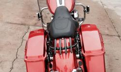 2006 HARLEY DAVIDSON STREET GLIDE - VERY LOW MILES - EXCELLENT CONDITION.
PLEASE CALL 307-856-6098 OR 307-851-3147 AFTER 6PM