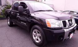 2006 NISSAN TITAN SE, BLACK ON GRAY, 4 DOORS, ONE OWNER, FULLY LOADED, VERY CLEAN IN AND OUT