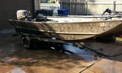 2007 G3 1548 with 25hp 4stroke Johnson, 3 extra tires for trailer, motor just serviced and has two props. This boat also has a 40lb thrust minn kota foot control trolling motor. Custom Mossyoak Bottomland paint job. Ready to Hunt!