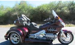 ....HONDA GOLDWING GL1800 ROADSMITH TRIKE BY TRIKE SHOP. THIS IS A BRAND NEW ROADSMITH HTS1800 CONVERSION FOR THE GOLDWING GL1800. THE ROADSMITH HTS1800 IS AN INDEPENDENT SUSPENSION CONVERSION AND HAS A GREAT RIDE. THESE CONVERSIONS COME STANDARD WITH