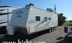 Jay Flight is the best selling trailer in the country.&nbsp; Quality built (many in Idaho) & they maintain decent resale value year after year.
Sleep 9 in this bunkhouse from Jayco.
Insulated underbelly
DVD player
Oven/stove
A/C
Great trailer for a