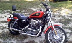 2007 Harley-Davidson 50th Anniversary Sportster Limited Edition 1200 in authentic HD colors.
This bike has been kept in a garage. Upgraded: custom pipes, custom seat, detachable back rest, detachable windshield, HD chrome mount with removable custom made
