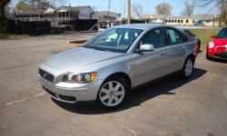 2007 Volvo S40 , automatic , very clean in and out , 2.4 engine , drives excellent , leather seats , power windows , power locks , key less entry with alarm system , Cd player and much more.
Only 116 K miles !!!!&nbsp;
I am a dealer / Broker .
Call me at