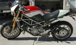 2008 Ducati Monster S4RS Tricolore
This bike is in excellent condition with Termignoni exhaust, short tail kit, and some other carbon fiber goodies! Don't hesitate to ask questions!