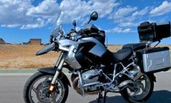 The BMW R 1200 GS is one of a kind. This Unstoppable machine offers unlimited freedom to the rider. An exceptionally versatile performer both on and off-road, with the power to take you anywhere you want to go; and the looks to turn the head of anyone who