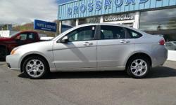 COPY & PASTE LINK BELOW TO VIEW WEBSITE PHOTOS & DETAILS!
http://crossroadsny.com/Albany-Ravena/For-Sale/Used/Ford/Focus/2009-SES-Silver-Car/28536190/
&nbsp;
2009 Ford Focus 'SES' Sedan!! ONLY 49K MILES!! Power Windows, Locks, and Mirrors, AM/FM/CD,