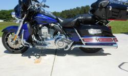 2011 FLHTCUSE6 CVO Ultra Classic Electra Glide
&nbsp;
&nbsp;
This Was A 2011 Mid-Year Release For This Color Selection
&nbsp;
&nbsp;
Color is Twilight Blue & Candy Cobalt with Flame Graphics
&nbsp;
&nbsp;
Loaded with Brembo ABS Brakes, Garmin 660 GPS,