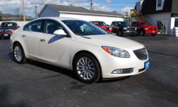 2012 Buick Regal Premium package with only 25k miles!! Leather and Navigation.