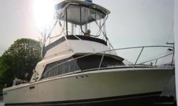 1985 29' Phoenix Sportfish Boat
Black and white exterior.
Two 350HP Crusaider Inboard Gas Engines. Low hours.
Hard Top Flybridge like new. Apolstry redone on all seating.
Cruises about 25 knots.
This boat is a great family and fishing boat.
It is in great