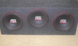 This is a perfect working MTX audio subs, all already enclosed in a sub box. It is in great condition and works perfectly. The amp is a 425 Watt Jenson Power 2/1 channel amp. It has a few scratches but works perfectly. I am only selling because I am going