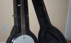 Jameson / Davison&nbsp;5 string&nbsp; bluegrass banjo.24 Frett closed mahogany back, includes hard case. Excellent condition like new.&nbsp;&nbsp; $155.00,