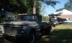 1972 Ford F700 Cab and chassis with 28,384 original miles.
330ci motor with 190hp. 5speed with a 2 speed rear end.
Ran excellent when parked. Cab and nose in nice condition with very miniumal rot. Parts will fit a 67 through 72. Have title in hand. Like
