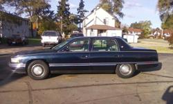 95 cadillac is in good conditions clean interior runs good no rust very nice original emblems body in exelent conditions lether interior and cd playerwith 163 mls electric seats.