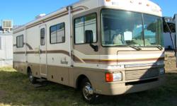 A Great Coach in very good cond., appox. 55K miles Wide Track Basement model. New Day-Nite Shades bdrm.
Goodyr G670RV Tires(new 2010) BilsteinShocks Engine Batt. 2yr old. house Batts. 1yr old. Can be seen in
Moundhouse.&nbsp; Private Seller so no Sales