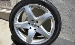 Almost new tires:
Chrome rims and Kumho Tires
size 305/ 40 R22
selling all four $ 1,500 or best offer.
Call if you have any questions (925) 567- 6763