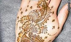 we design henna in various occasion like eid, dewali, puja, etc. in avery lowest price with satisfactory designs. 2 days a week- saturday and sunday from 3pm to 7pm.