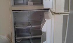 Excellent Condition, 18.7 cubic feet, many convenient shelves and containers.