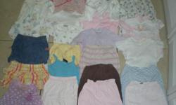 More than 30 pieces of clothes Baby girl 0-6 months, see pictures