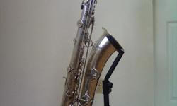 Baritone Saxophone Selmer Mark 6. This instrument has an incredible sound, great for serious musicians. All original pieces in great professional playing condition.
I am asking for $6000, Cash only.
For more information please contact me.