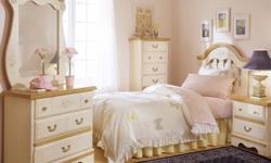 Kathy Ireland Home Collection
Bedroom Set Twin Size includes:
Headboard, Bed Rails, Mattress & Boxspring
Nightstand/Lingerie Chest
Vanity Dresser with Mirror