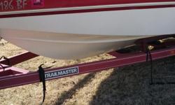 Inboard/outboard - 4.3 Gl Volvo Penta Engine.&nbsp; Capacity is for 6 people. 18 ft with Red and White leather seats, no rips or stains on any of the leather or capet. Windshield opens up to the front V-Section. Swim deck on back with extension folding