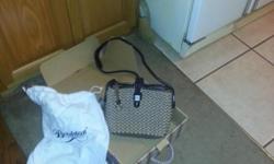 Brighton purse with bag and box.Barely used and great condition.