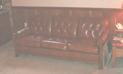 Brown leather sofa sleeper, approximately 6 1/2 feet long. Good condition. Need vehicle to pick up.
LOCAL ONLY!! North West Indiana. E-Mail cmtsrt@aol.com