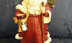 Handpainted Father Christmas. Base 6" diameter. 12" tall. Renaissance/Victorian colors.
PLEASE DO NOT USE E-MAIL. &nbsp;Call /- in Rocky Mount.
