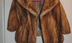 Mink Stole beautiful like new ex cond $ 450.00 obo
s/h 9.99