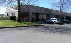 1000 - 3000 sf office/warehouse space located at 990 Klamath Lane, Yuba City, CA. Office/reception area and back alley access with rollup doors. Maintenance, Pest Control, Garbage and on-site management are all included in the Lease! Pricing is negotiable