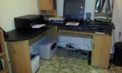 Computer desk. L shaped. Great condition.