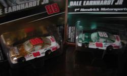 ITEMS ARE THE 2 CHASE CARS OF DALE EARNHART, JR. #88 CAR. MADE BY WINNERS CIRCLE IN THE 1/64 SCLAE. ONE IS THE HENDRICKS FIRST WIN CAR. THE SECOND IS THE GOLD AMP ENERGY CAR. BOTH IN MINT AND UNOPENED CONDITION.
LIMITED EDITIONS. HENDRICKS WIN 1 OF 3400.
