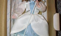 LOVELY 10" "LITTLE BO-PEEP" FROM THE DANBURY MINT STORYBOOK COLLECTION. IT IS A SERIES OF HEIR-LOOM QUALITY PORCELAIN DOLLS DEPICTING CHARACTERS FROM CLASSIC FAIRY TALES. HER HEAD, ARMS AND LEGS ARE CRAFTED OF FINE BISQUE PORCELAIN AND HER COSTUME IS