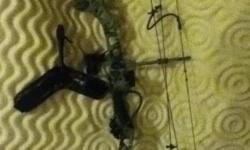 Draw Length: 24", Draw Weight: 60#, CBL: 32", STR: 50 1/8". 3-Pin Adjustable Sight, Wisker Biscuit Arrow Rest. Complete Package includes: T.R.U. Release, Camo Case, Safety Harness, 4-3050 Whitetail Carbon Composite Arrows, 4-4560 Whitetail Carbon