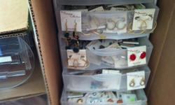 Earrings And Display Cases 300 more or less&nbsp;