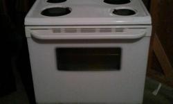 Fridgidare electric self-cleaning oven (stove)