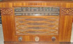 1941 GE Antique Radio in good condition.&nbsp; Looks like new!!&nbsp;