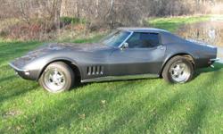 1968 Corvette, 123k miles
350 4spd 5000 miles on rebuild, Wieand Stealth Intake,
headers, MSD ignition, Holley 650 4bbl,
T-Tops w/cases, pwr windows, removeable rear window,
full factory guages, am/fm stereo cassette,
Cragar s/s wheels. Runs great!
