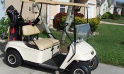 EZGO Golf Cart in excellent condition
