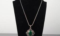 Features:
100% brand new and high quality
Fashionable Charm Necklace, Green Opal Cymophane Diamond Ornate Style.
Enough length, can adjust its length as you like.
A perfect gift for yourself or your friends.
A polishing cloth will help maintain the