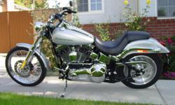 05 Harley Softail Deuce, rare, silver, 8,000 mi., fuel injected, super clean, runs great, many extras.