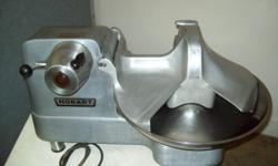 pelican head chopper excellent condition with a # 12 attachment hub