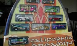 ITEM IS THE 2005 HOT WHEELS TARGET STORES ONLY EXLUSUVE TEN CAR SET. STILL IN THE ORIGINAL NEVER OPENED PACKAGING. ITEM IS IN MINT CONDITION. STORED IN A LIGHT, SMOKE FREE, TEMP. CONTROLED AREA.
THIS IS A RARE SET NOW. ALL CARS ARE EXCLUSIVES AND ONLY