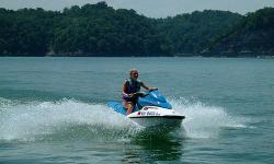 JET SKI AND WAVERUNNER RENTALS AT LUDLOW BROMBLEY YATCH CLUB CALL FOR INFO 859-835-4476