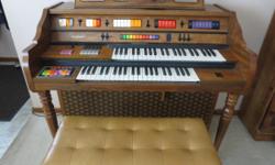 KIMBALL "ENTERTAINER" ORGAN. &nbsp;INCLUDES BENCH THAT OPENS AND SOME MUSIC.
&nbsp;
EXCELLENT CONDITION
&nbsp;
&nbsp;
CONTACT: &nbsp; mbj56@comcast.net
