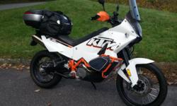 2012 White Orignal Owner KTM 25MM low suspension & orignal suspension,Heated 4 way grips& Folding mirrors and stock,&nbsp;low screen & Madstad System screen,Scotts Damper,FP Racing folding orange Clutch & Brake handles,Kako cruise control,Rox risers,DID