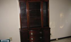 Solid Mahogany Antique Chippendale Dining Room Suit! Beautiful! Table, 6 Chairs, Buffet & China Cabinet. A classic, quality set.